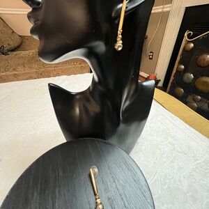 Elegant Gold Drop Earrings